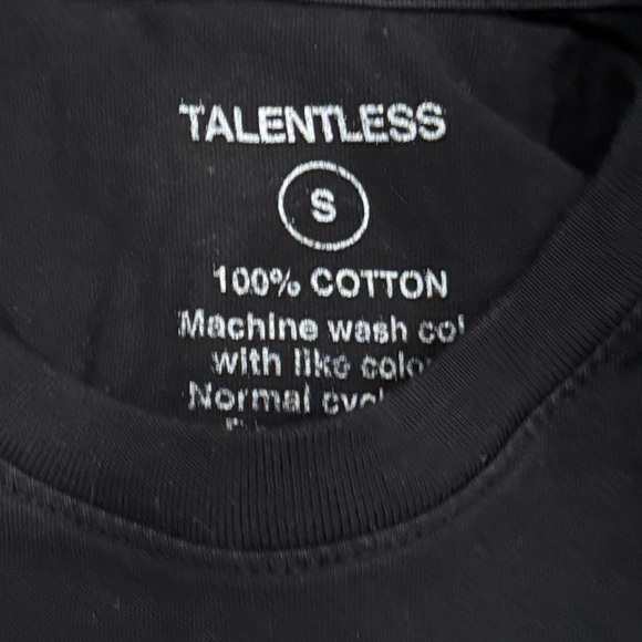Talentless Tee Men’s Circle Logo - Picture 5 of 5